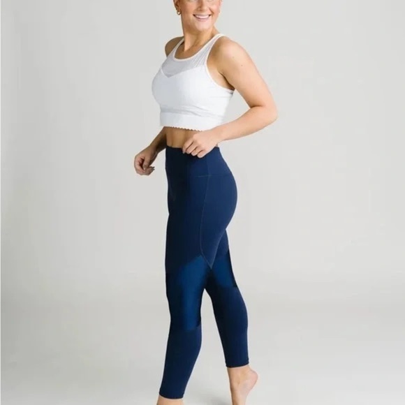 ZYIA Pants - ZYIA Navy Shimmer Soft n Snug 7/8 Leggings